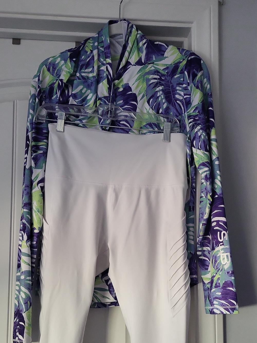 Tropical Monstera Pullover Hoodie - Purple & Mint And White Stretch Crop Pant